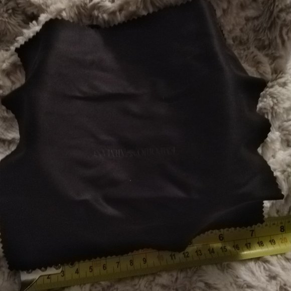 Emporio Armani Sunglasses Case with EA Cloth! - Picture 8 of 8